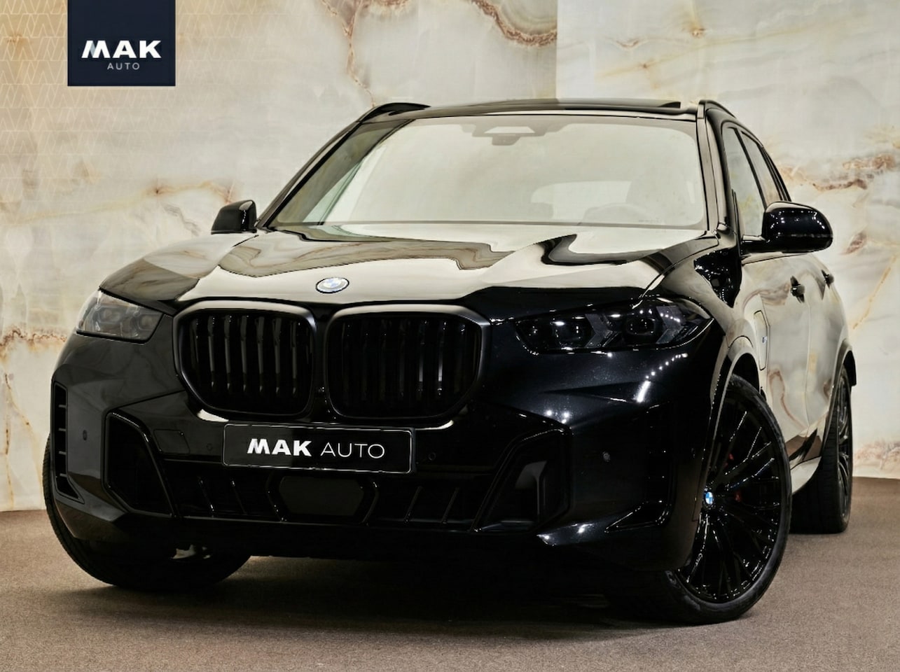 BMW X5 - xDrive50e M Sport Pro, pano, 4-wielbest., H/K, memory, 22", ACC, HUD, keyless, privacy - AutoWereld.nl