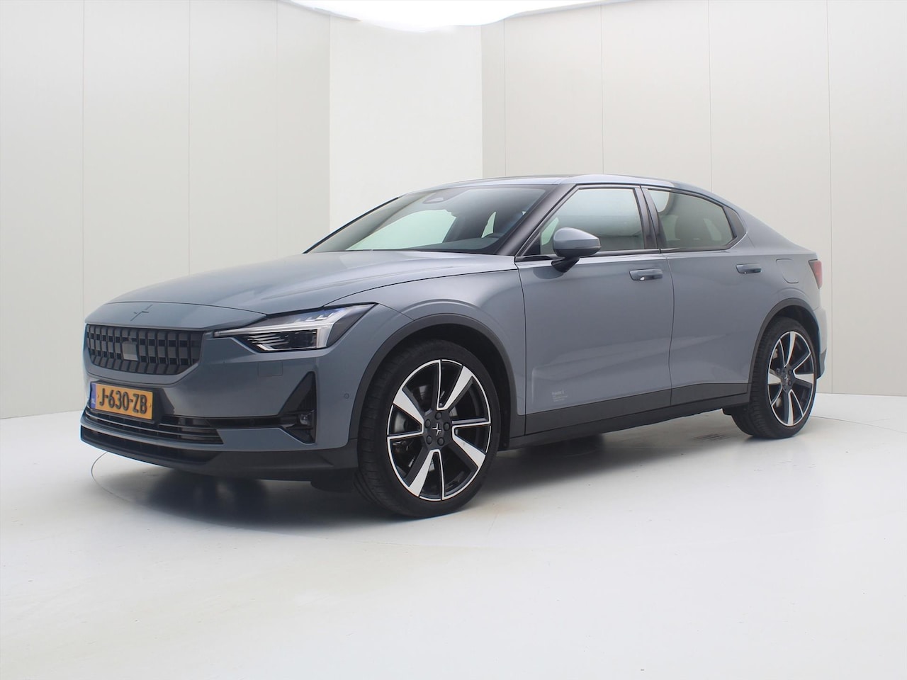 Polestar 2 - Long Range Dual Motor 408PK 78kWh 92% SoH [ PILOT PLUS+20 INCH+CARPLAY+CAMERA+STOELVERWARM - AutoWereld.nl