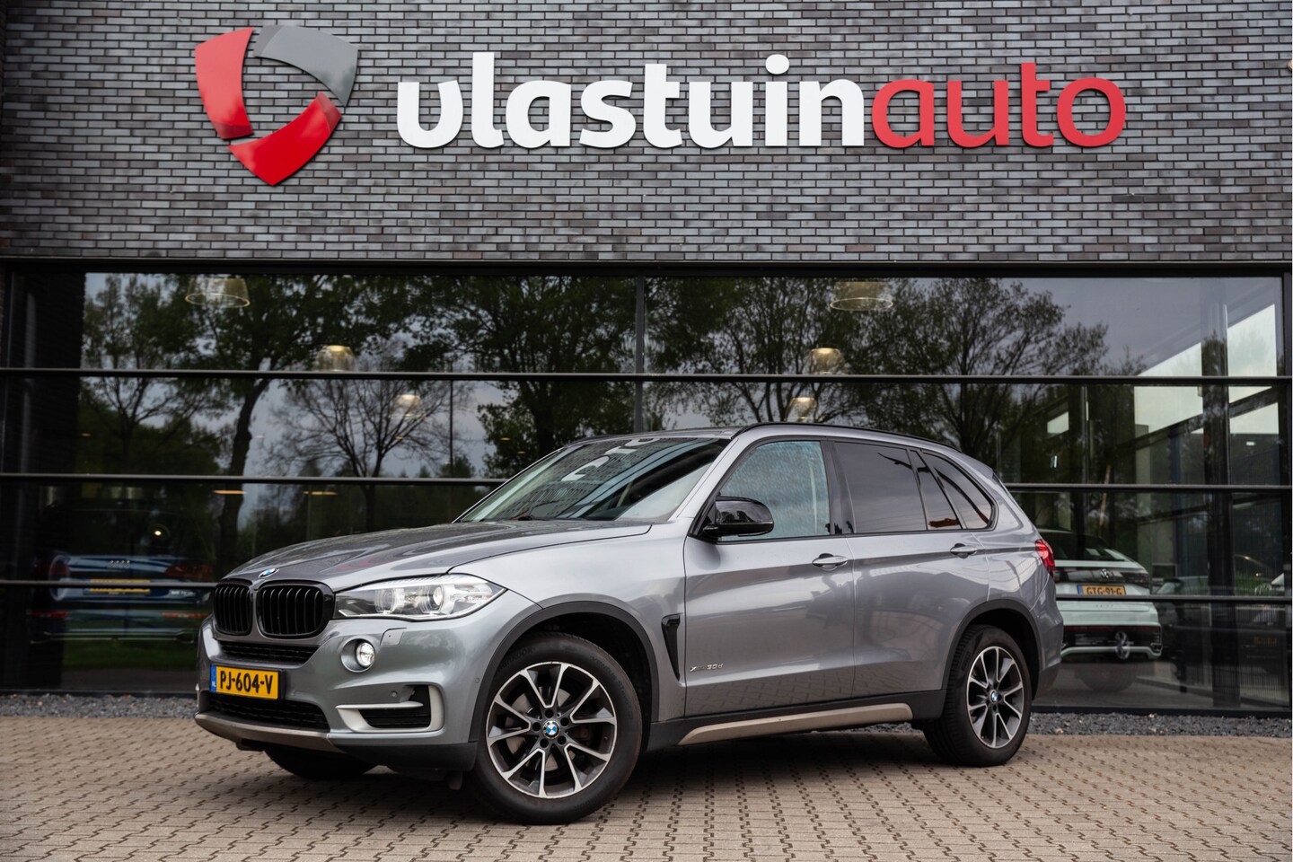 BMW X5 - xDrive30d High Executive xDrive30d High Executive , Panoramadak, Trekhaak, - AutoWereld.nl