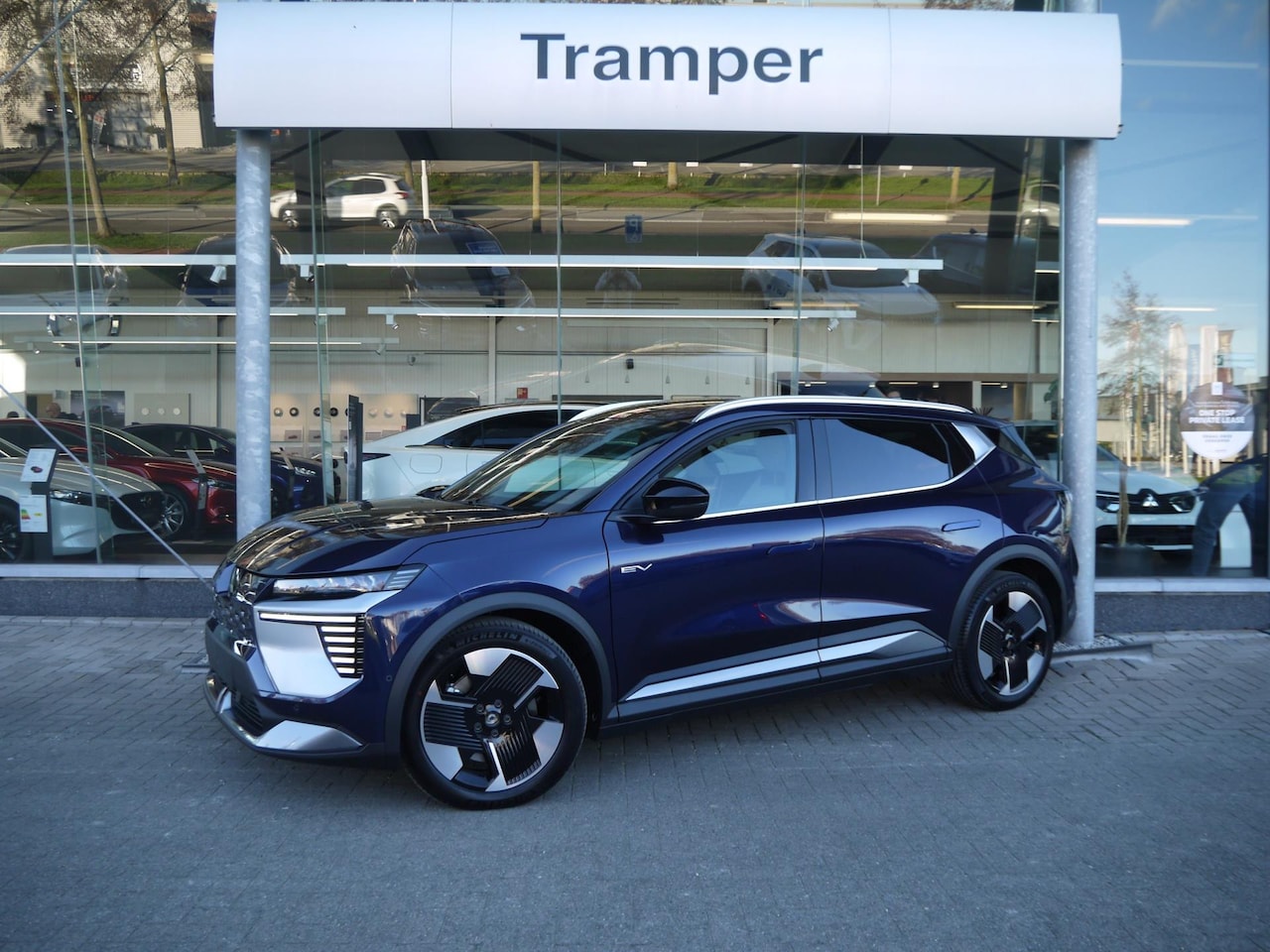 Mitsubishi Eclipse Cross - Intense 87 kWh 100% EV 620 km range - AutoWereld.nl