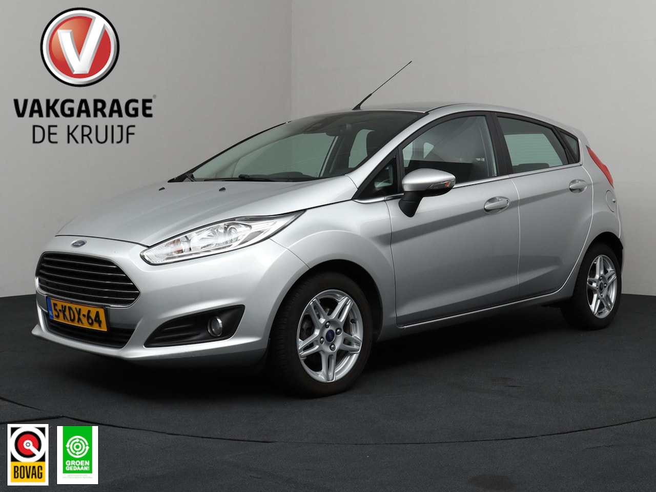 Ford Fiesta - 1.0 EcoBoost Titanium | Cruise Control | Parkeersensoren | Airco! - AutoWereld.nl