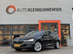 Skoda Octavia Combi - 1.0 e-TSI Business Edition / Trekhaak / Elektrische Achterklep / Verwarmbare Stoelen /