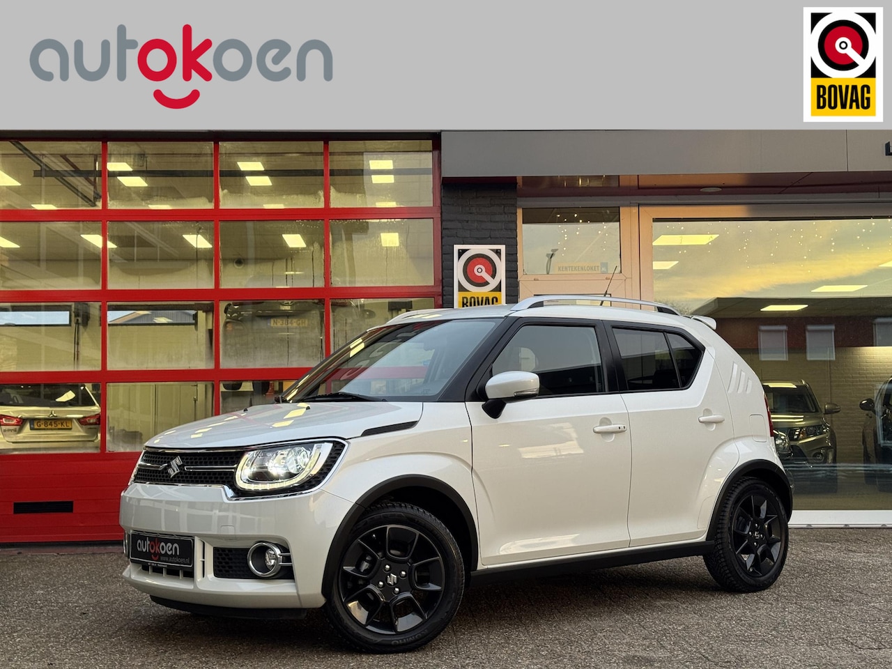 Suzuki Ignis - 1.2 Stijl *AUTOMAAT/NAVI/CAMERA/KEYLESS* - AutoWereld.nl