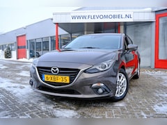 Mazda 3 - 3 2.0 TS+ Xenon|Nav|Clima|Stoelverw|LMV