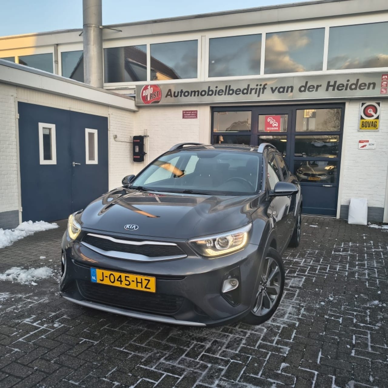 Kia Stonic - 1.0 T-GDi DynamicLine automaat - AutoWereld.nl