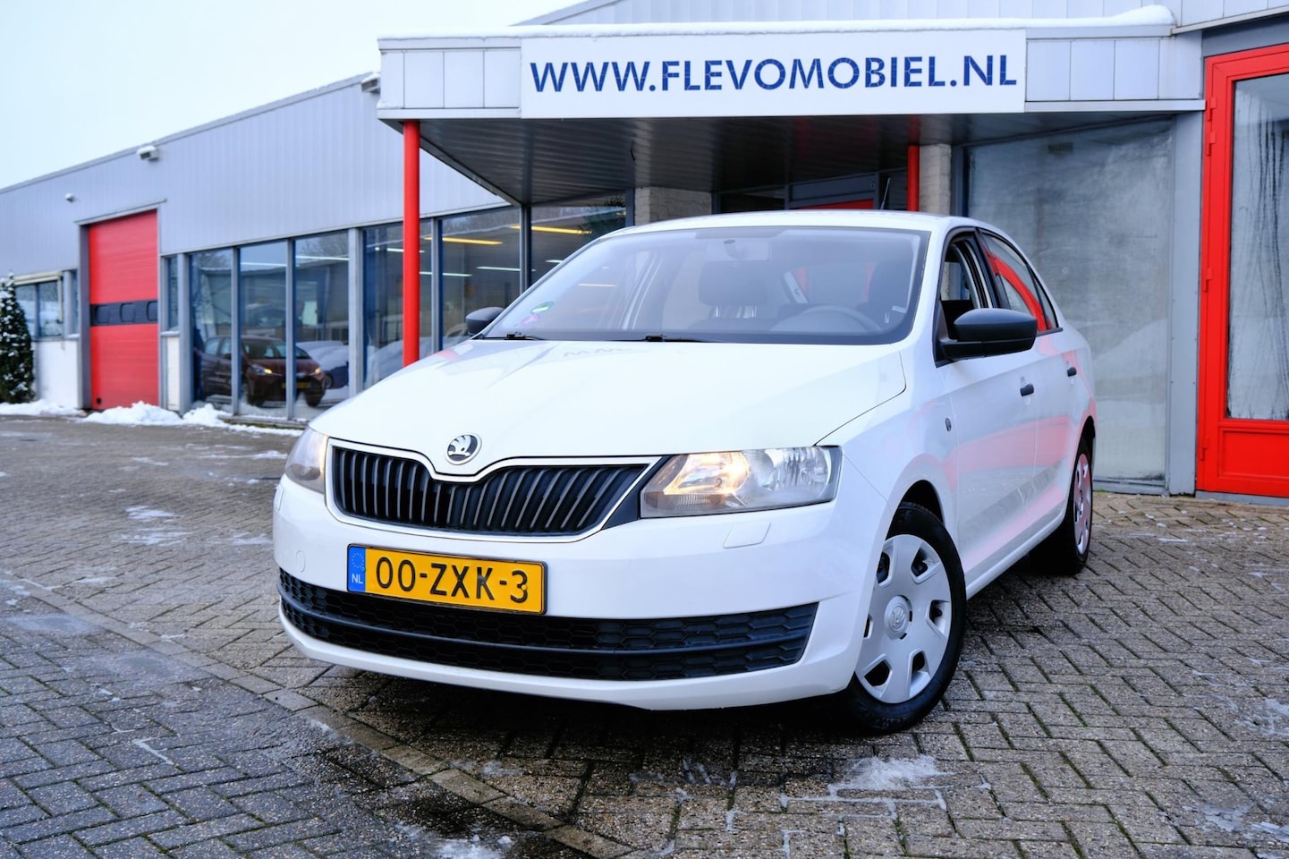 Skoda Rapid - 1.2 TSI Greentech Comfort Go 1.2 TSI Greentech Comfort Go Airco - AutoWereld.nl