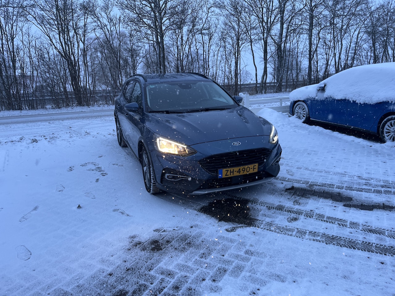 Ford Focus Wagon - 1.0 EcoBoost Active Business WINTER PACK ADD CRUISE - AutoWereld.nl