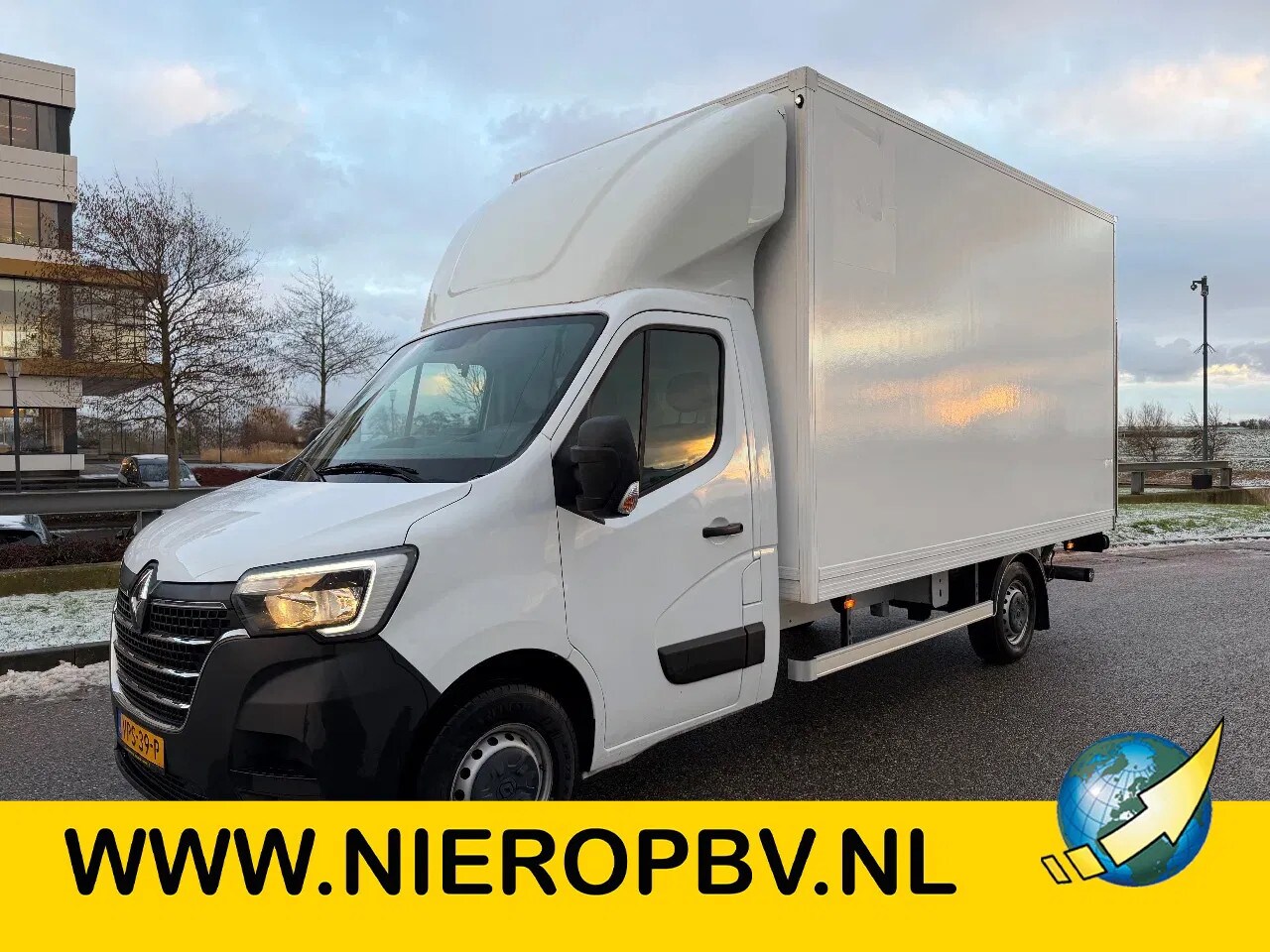 Renault Master - 2.3DCI 165PK Bakwagen Laadklep Zijdeur Luchtvering - AutoWereld.nl