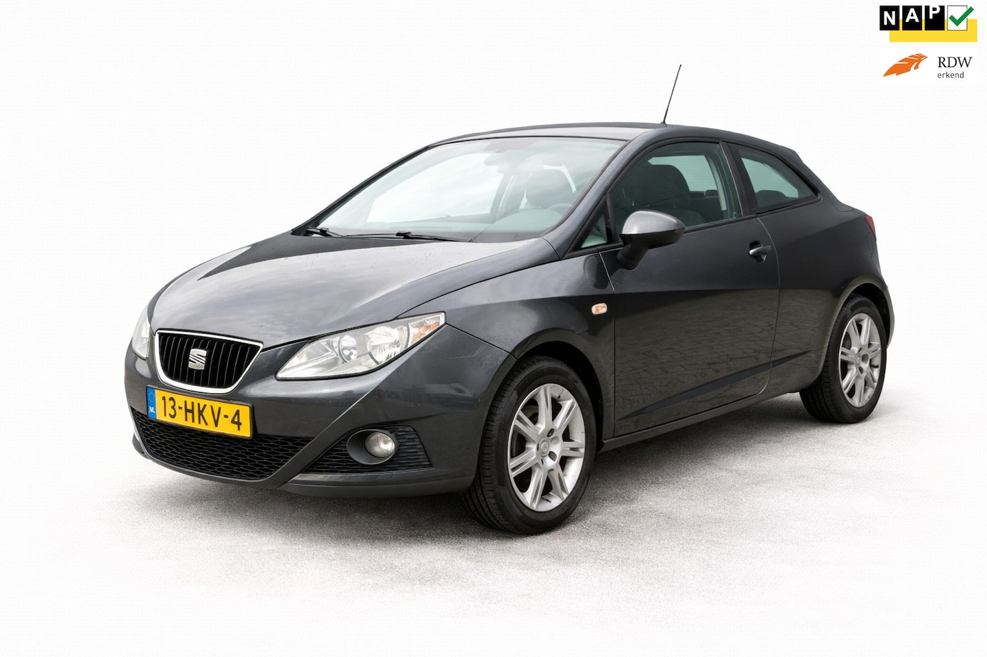 SEAT Ibiza SC - 1.6 Stylance 2e eigenaar apk 27/1/‘27 - AutoWereld.nl