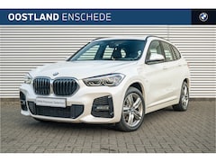 BMW X1 - xDrive25e High Executive M Sport Automaat / Panoramadak / Sportstoelen / LED / Head-Up / H