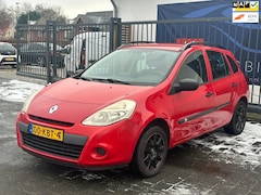Renault Clio Estate - 1.2-16V Special Line / AIRCO / NAVIGATIE / TREKHAAK / NAP