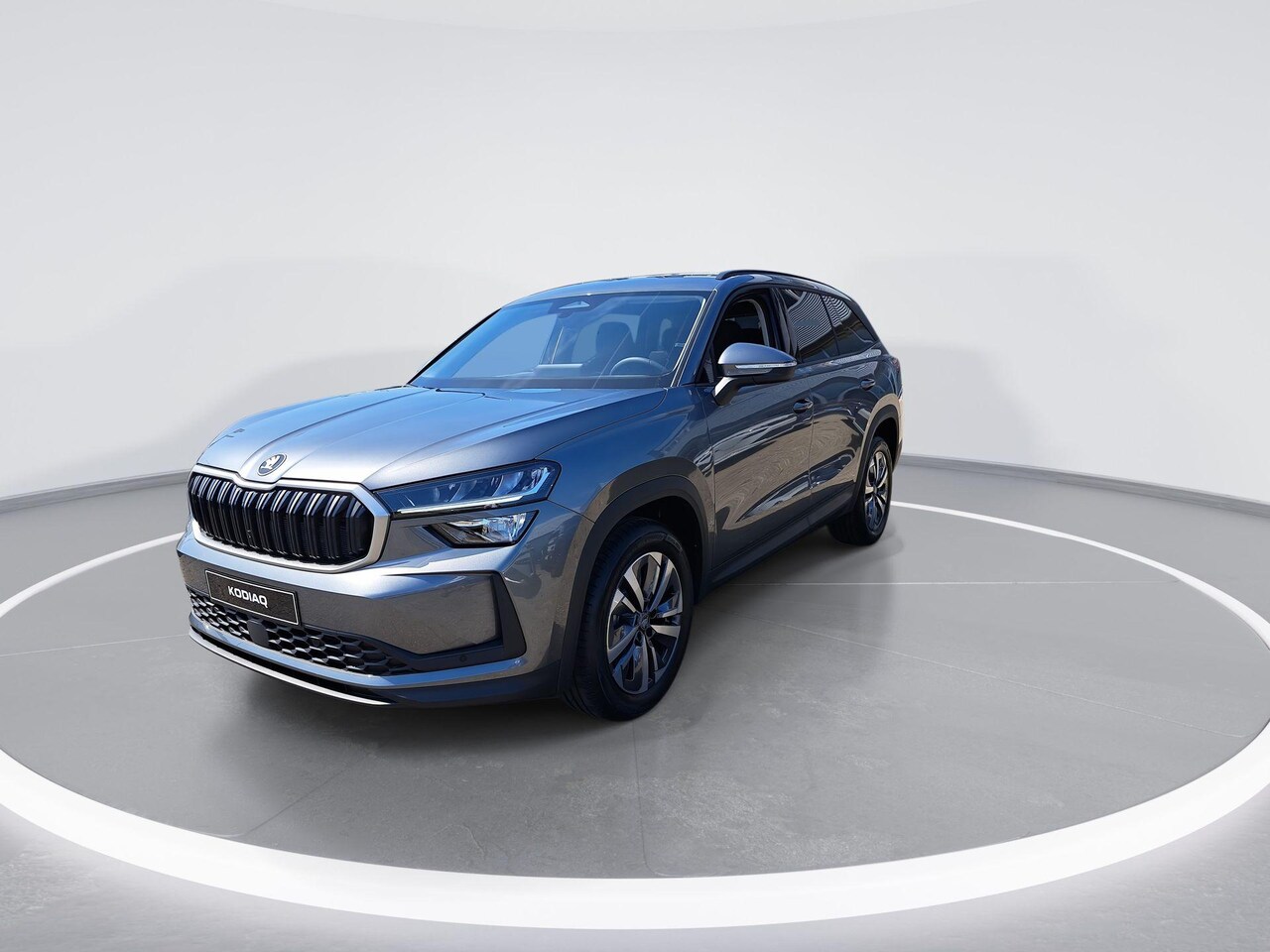 Skoda Kodiaq - Business Edition 1.5 TSI m-HEV 110 kW / 150 PK SUV | 7 Persoons | Metallic Lak | 18'' Lich - AutoWereld.nl