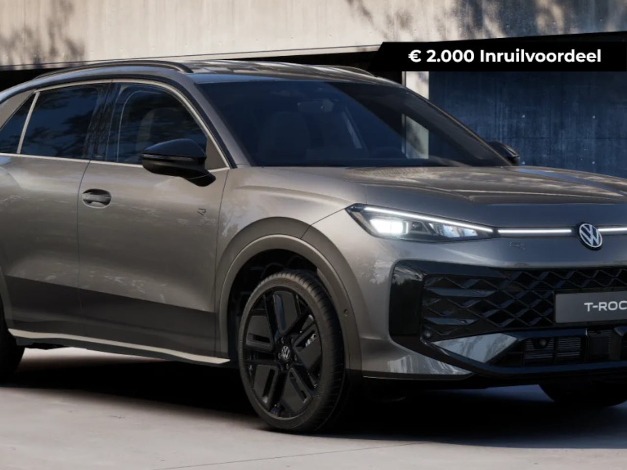 Volkswagen T-Roc - R-Line First Edition 1.5 eTSI 110 kW / 150 PK SUV - AutoWereld.nl