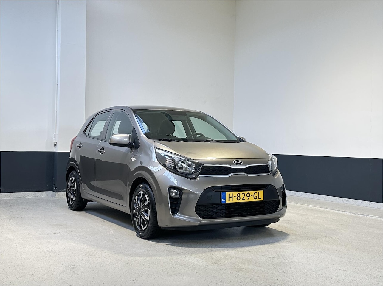 Kia Picanto - 1.0 MPi ComfortPlusLine |Apple Carplay/ Android auto| Navigatie| Camera | NL | - AutoWereld.nl