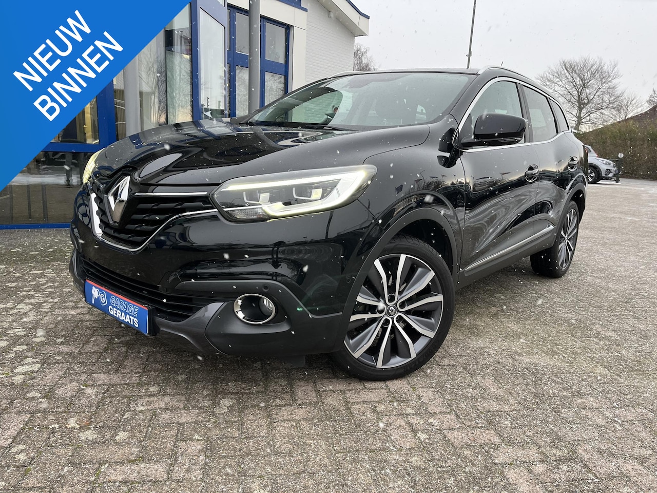 Renault Kadjar - 1.2 TCe Bose | Key-less go and entry, Navigatie, Parkeersensoren V+A en camera, 19"LM-velg - AutoWereld.nl