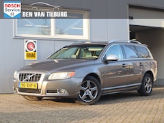 Volvo V70 - 2.4 D5 Summum / trekhaak / Dynaudio / DVD schermen achterbank