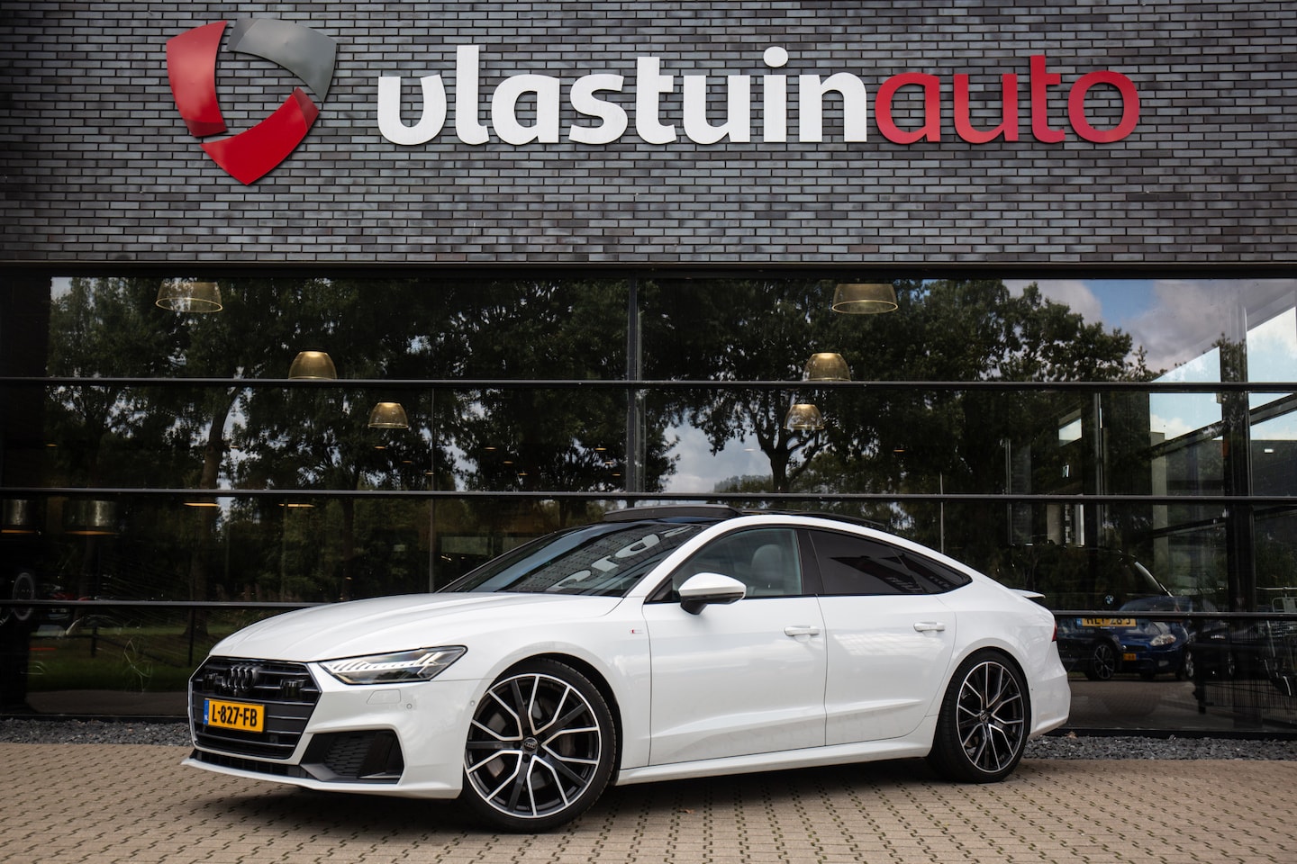 Audi A7 Sportback - 55 TFSI quattro S Edition | 360-camera, S-line, Panoramadak, Ruitstiksel - AutoWereld.nl