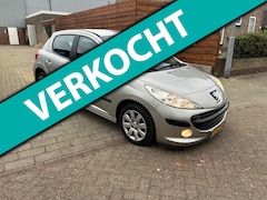 Peugeot 207 - 1.4 VTi Cool 'n Blue nieuwe apk lage km
