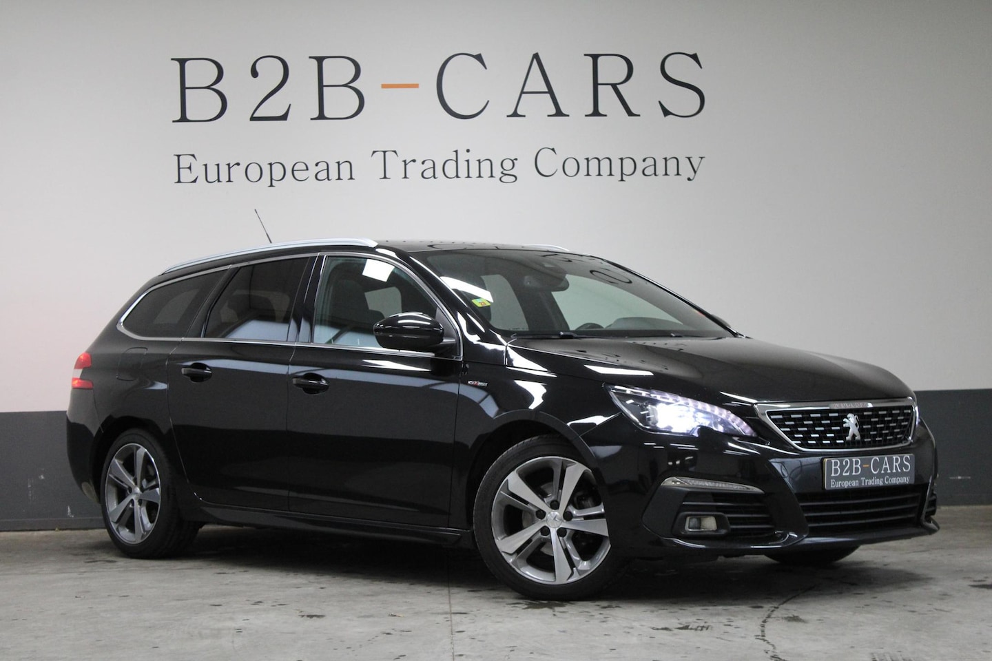Peugeot 308 SW - 1.5 BlueHDi Blue Lease GT-Line Panorama dak - LED - AutoWereld.nl