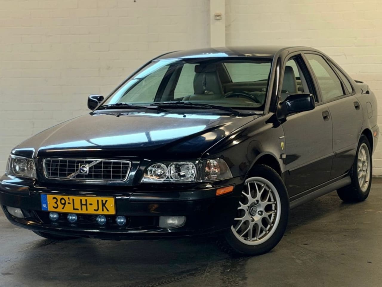 Volvo S40 - 2.0 T Europa |Airco |Stoelverw |CruiseC |NAP - AutoWereld.nl