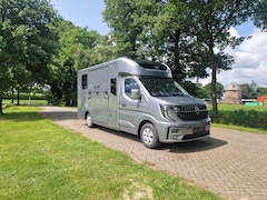 Renault Master Pro - STX 5 pers pro-safety paardenwagen, DEMO model ID 47