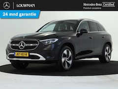 Mercedes-Benz GLC-klasse - 300 e 4MATIC Plug-In Hybride Trekhaak | Sfeerverlichting | 19 Inch Velgen | Stuur en Stoel