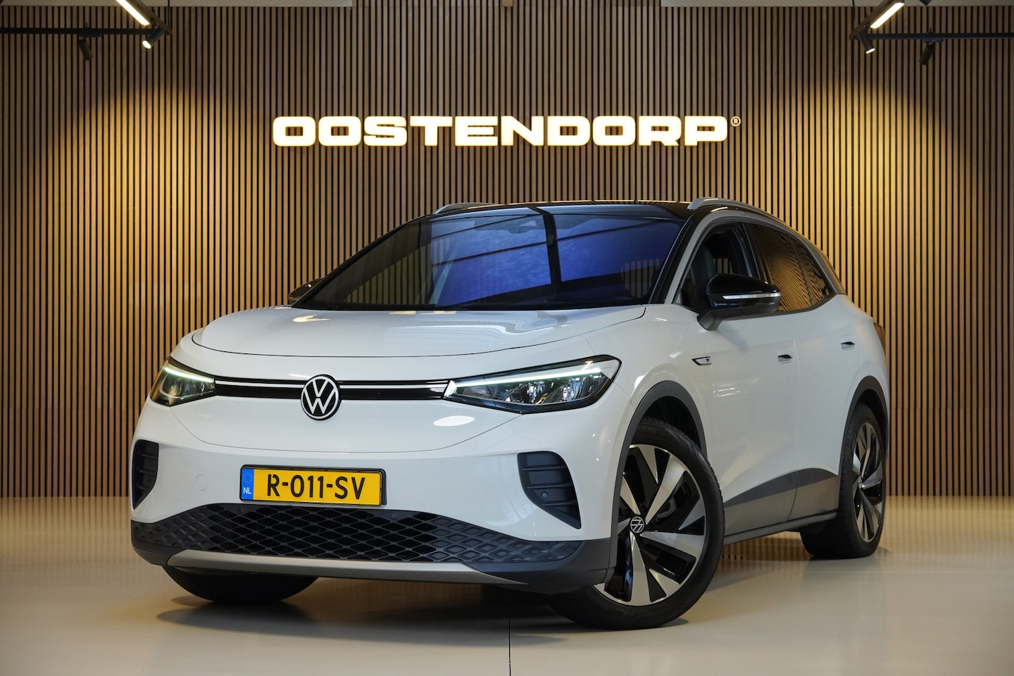 Volkswagen ID.4 - First 77 kWh/204pk|2020|Trekhaak|LED|Cruise+ACC|PDC+Camera|19"LMV|Clima|Carplay/AndroidAut - AutoWereld.nl