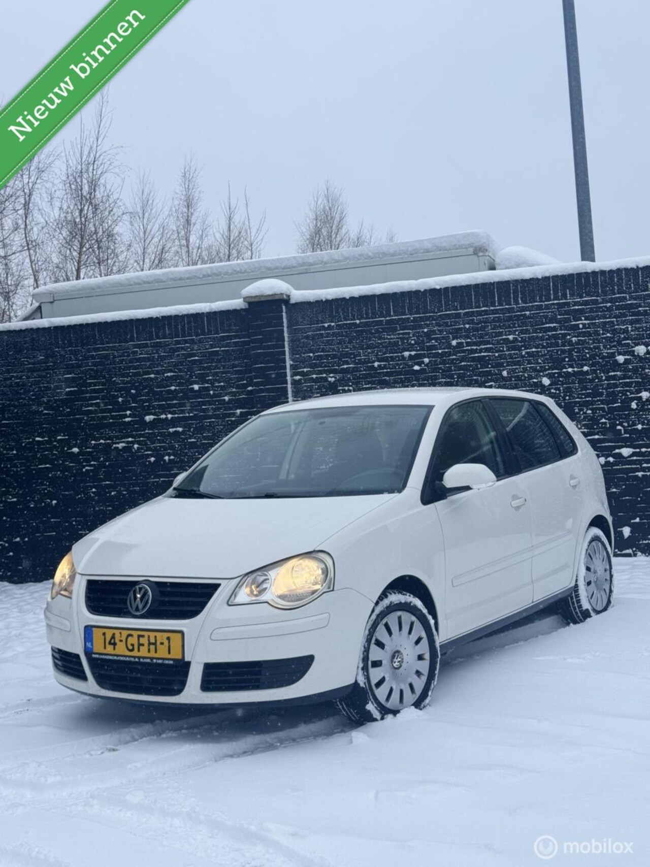 Volkswagen Polo - 1.4 Sportline/ 2e eigenaar/ Unieke kleur - AutoWereld.nl