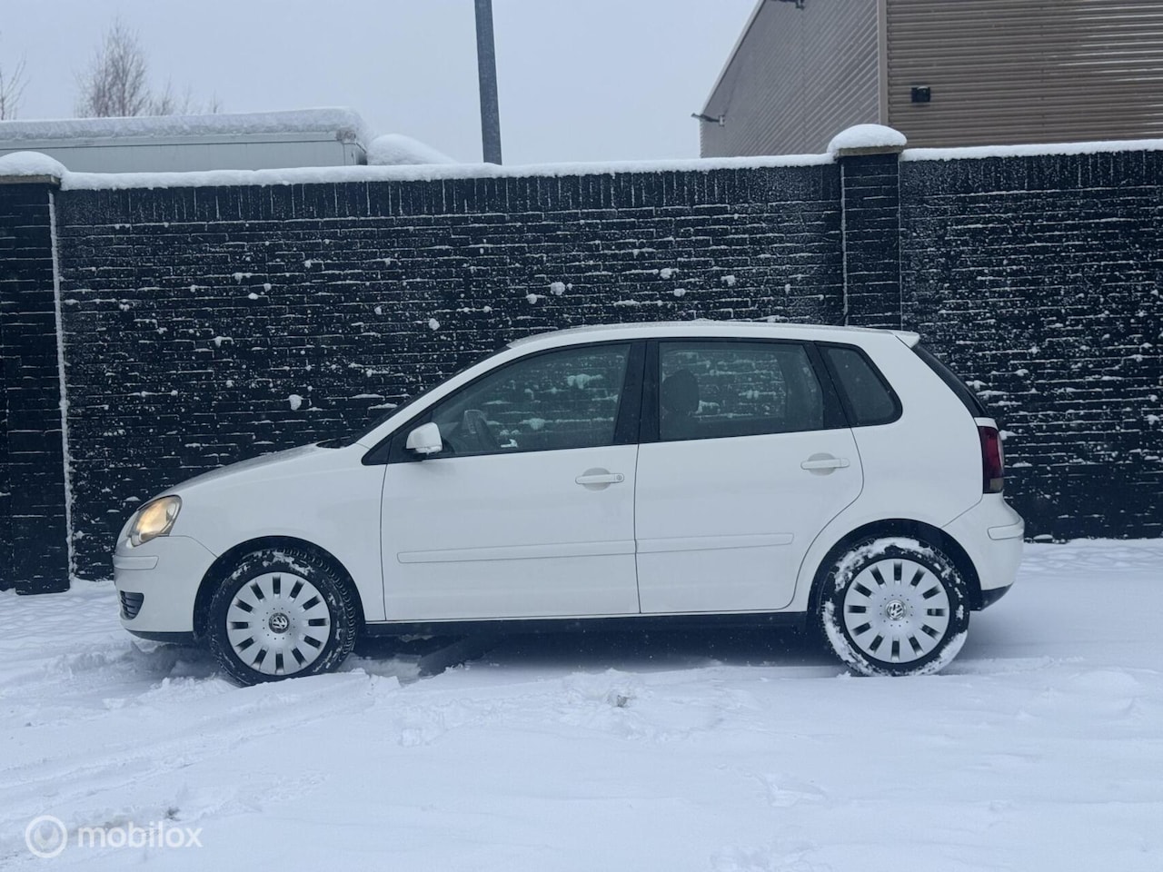 Volkswagen Polo - 1.4 Sportline/ 2e eigenaar/ Unieke kleur - AutoWereld.nl