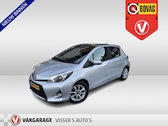 Toyota Yaris - 1.5 Full Hybrid Dynamic | winter en zomer banden | Panoramadak | 15 inch velgen |