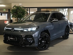 Volkswagen Tiguan - 1.5 eTSI 3x R-Line 150PK Pano Trekhaak 360Cam IQ Light Keyless