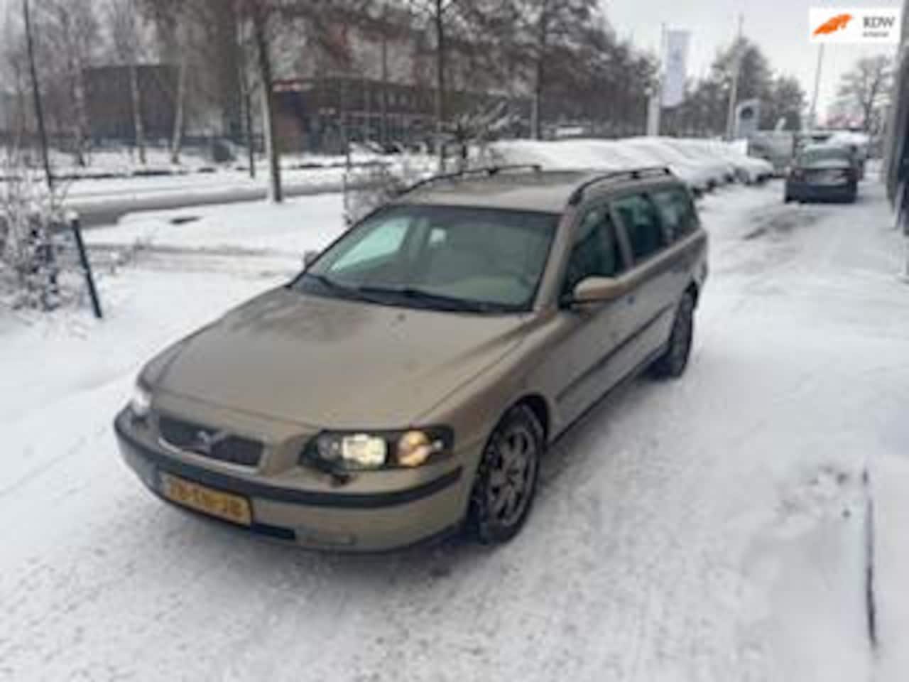 Volvo V70 - 2.5 T AWD Titanium |Automaat|Airco| - AutoWereld.nl