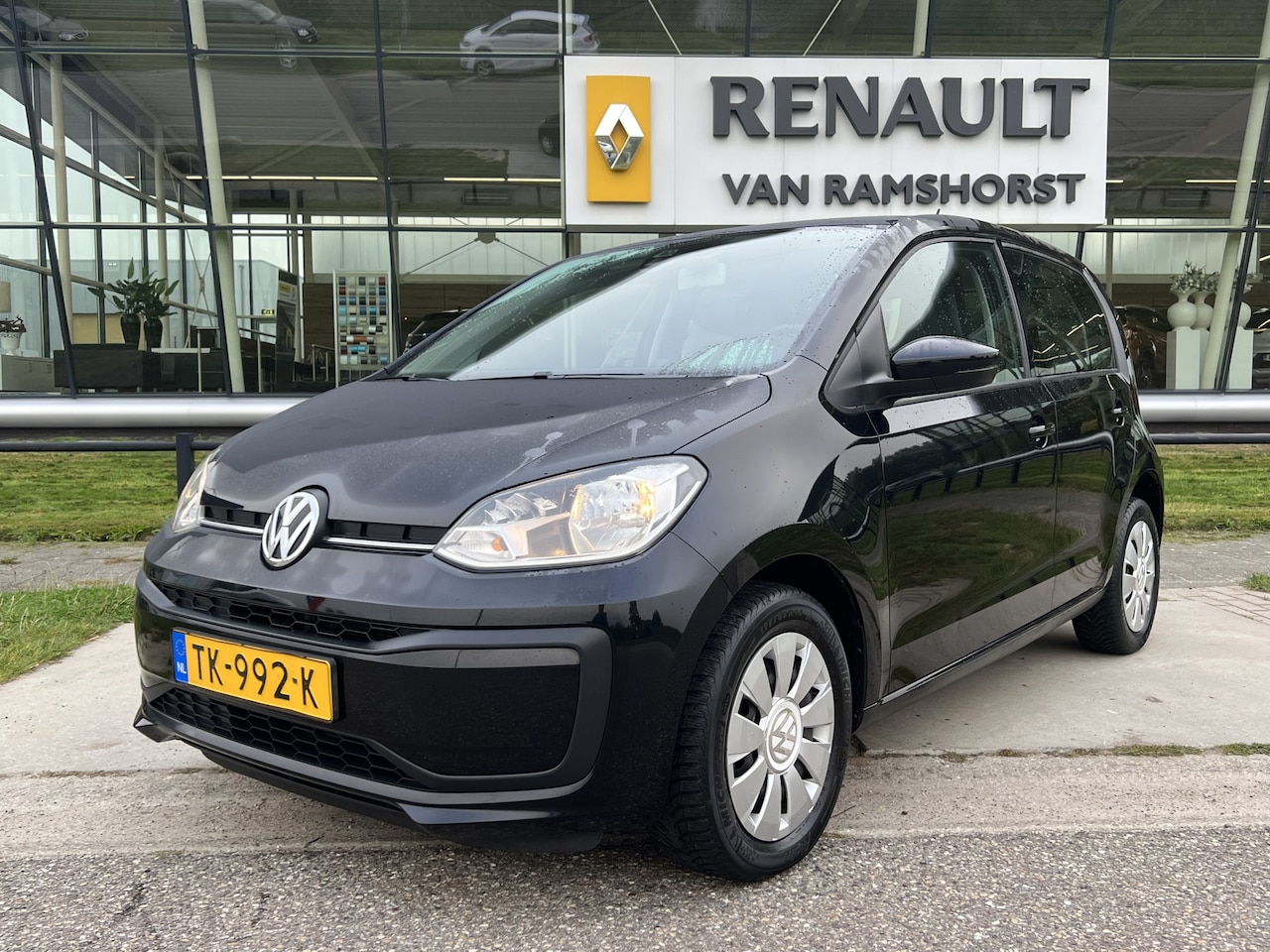 Volkswagen Up! - 1.0 BMT move up! Airco / Radio + Bluetooth / Elek ramen + Spiegels - AutoWereld.nl