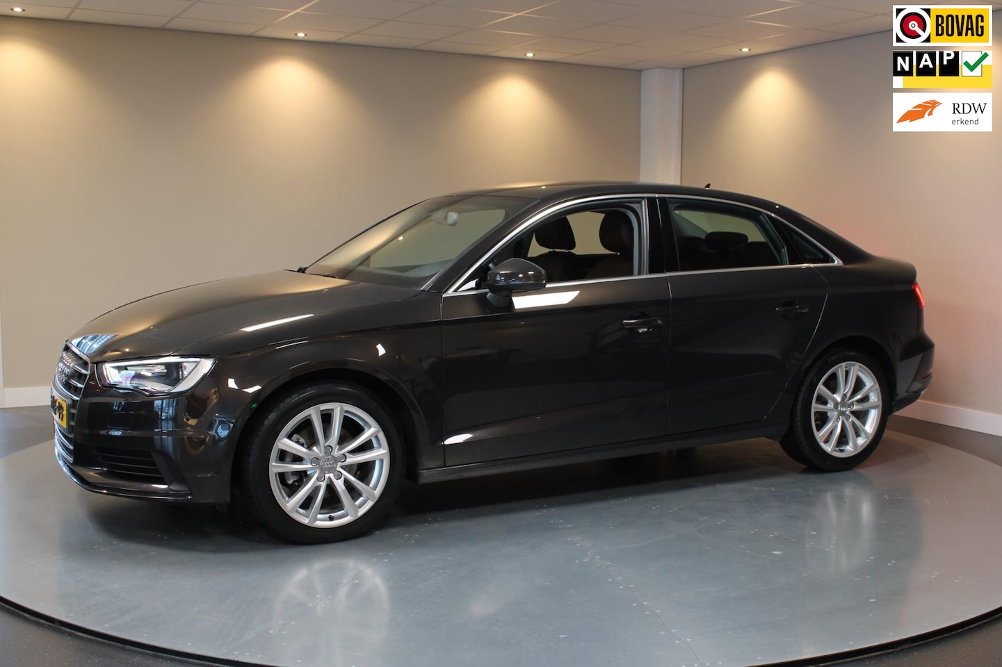 Audi A3 Limousine - 1.4 TFSI CoD Ambiente Pro Line Plus *S-Tronic Automaat* Cruise|Navi|NAP - AutoWereld.nl