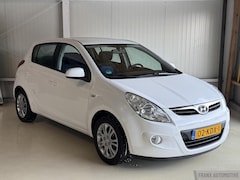 Hyundai i20 - 1.4i DynamicVersion TREKHAAK|AIRCO
