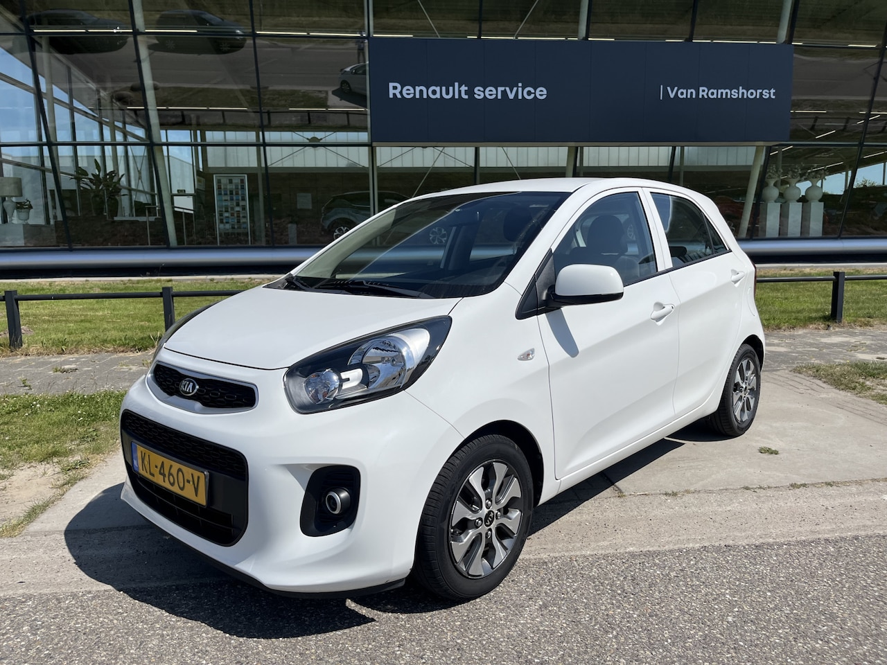 Kia Picanto - 1.0 CVVT PlusLine / Airco / Camera /Velgen/ Bluetooth / Elek Ramen V / - AutoWereld.nl