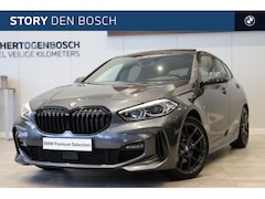 BMW 1-serie - 118i Executive M Sport Automaat / Panoramadak / M Sportstoelen / Adaptieve LED / Live Cock