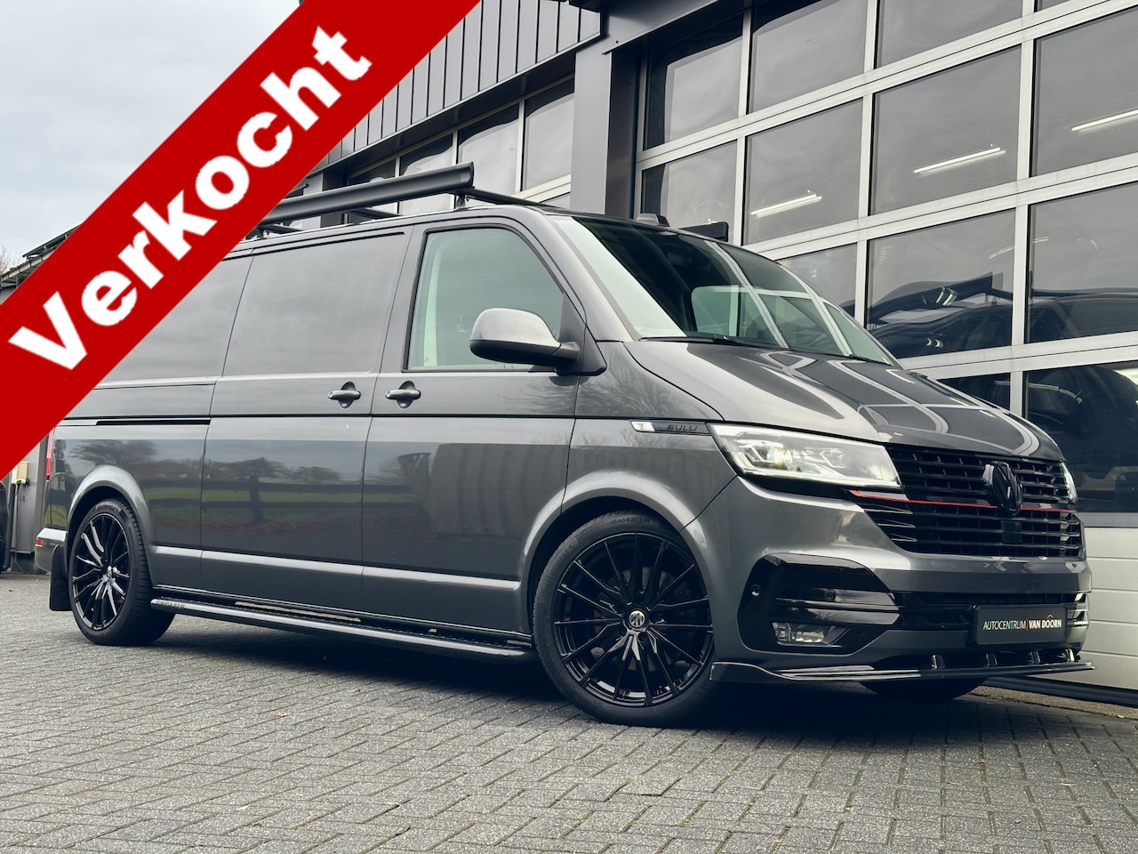 Volkswagen Transporter - 2.0 TDI 199pk | DSG | 4Motion | Bulli | 2x Schuifdeur | Leer | LED | 20" Wielen | Imperiaa - AutoWereld.nl