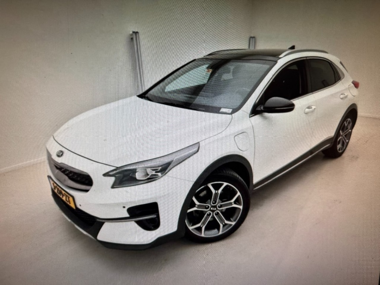 Kia XCeed - 1.6 GDI PHEV Executive,Full Options!,Schuifdak,Stoelkoel/verw,Memory,Leer,LED, - AutoWereld.nl