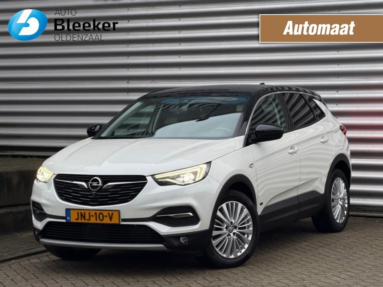 Opel Grandland - 1.6 T 225PK Hybrid Innovation Camera Clima Carplay Electrische Achterklep - AutoWereld.nl
