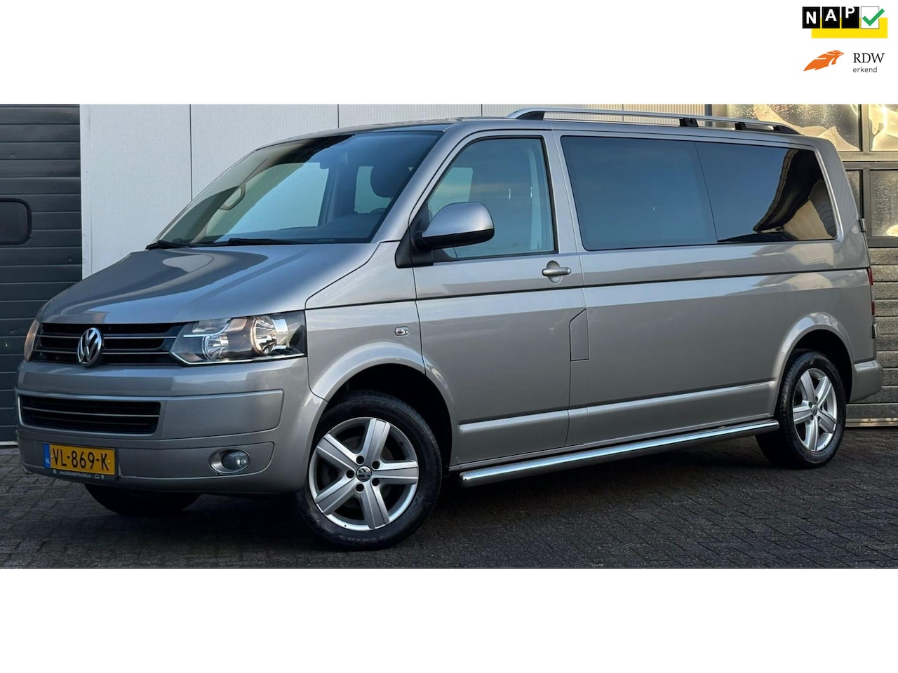Volkswagen Transporter - 2.0 TDI automaat 140 pk Dubbel cabine . Leer - AutoWereld.nl
