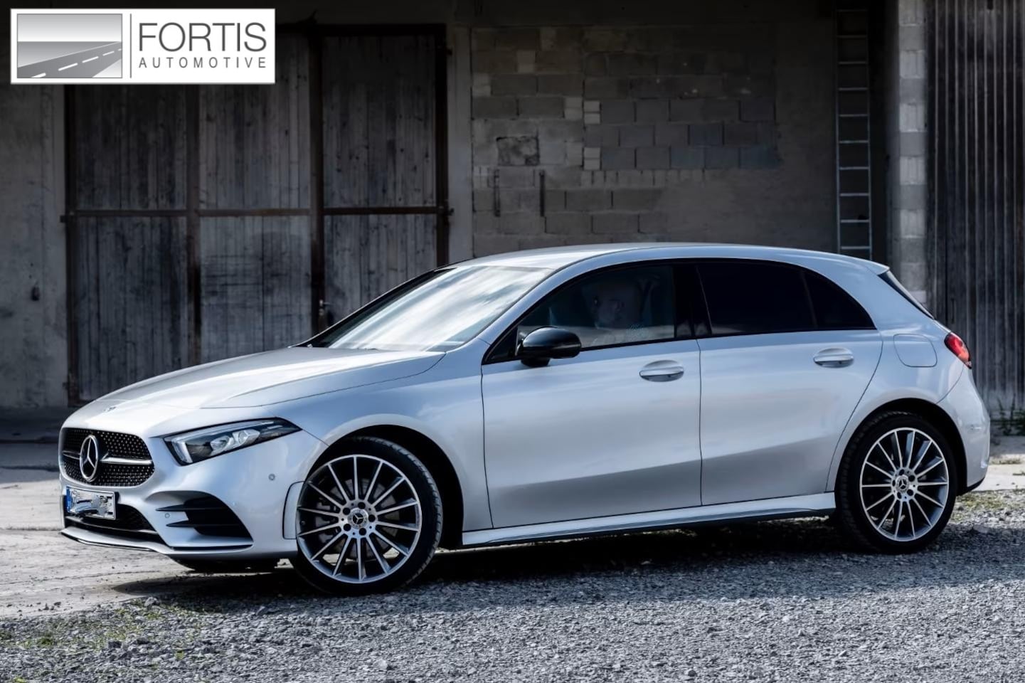 Mercedes-Benz A-klasse - 250e AMG ** LED, MBUX+, 19-inch LMV, ADAPT. CRUISE, NIGHT PAKKET ** 1e EIG - UNFALLFREI - - AutoWereld.nl