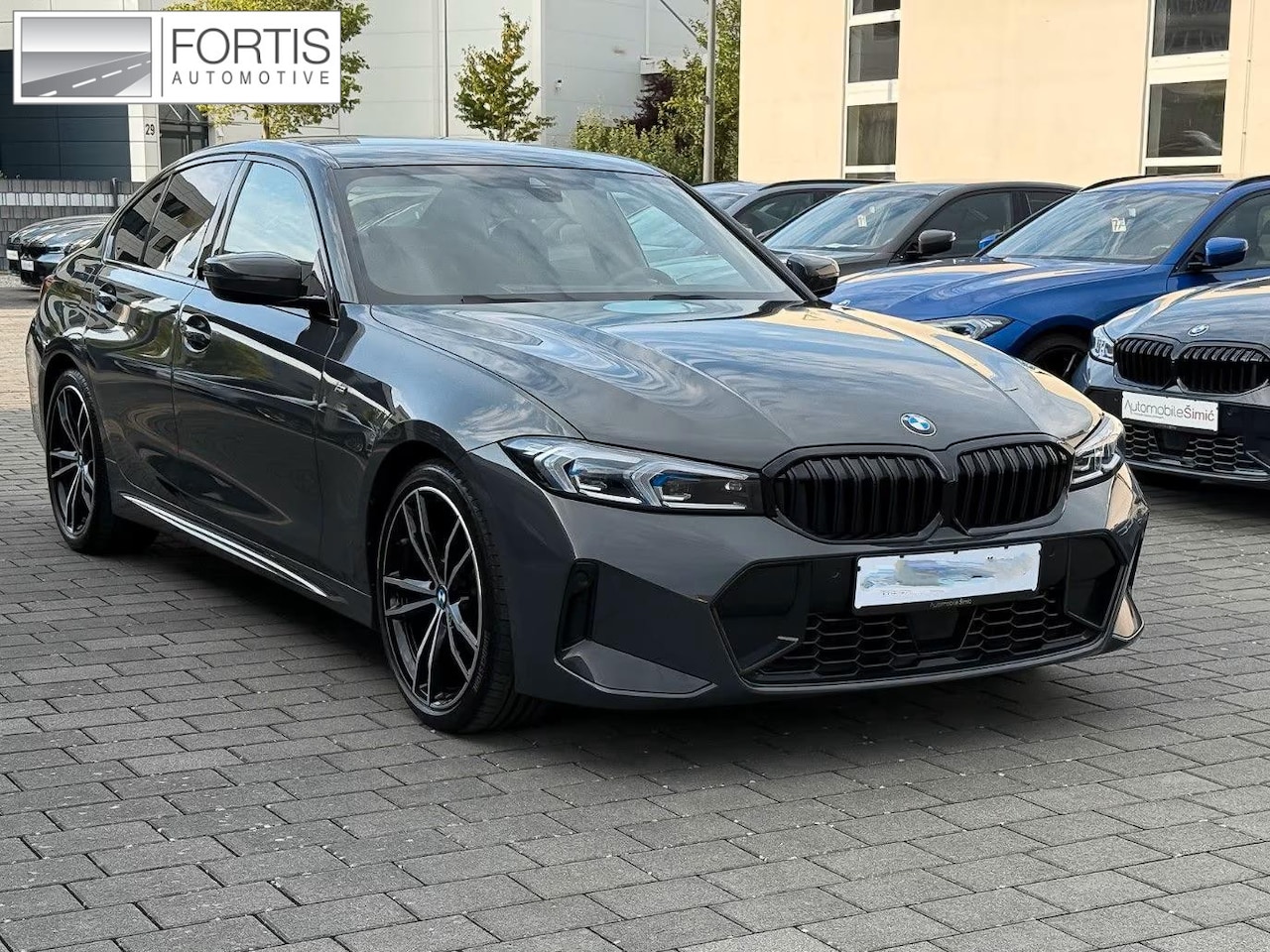 BMW 3-serie - 320d xDrive M-SPORT ** LED, NAVI+, HALF-LEDER, HuD, ACC, 19-inch LMV, DRAVIT GRAU ** 1e EI - AutoWereld.nl