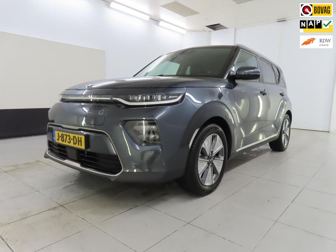 Kia e-Soul - ExecutiveLine 64 kWh+actieradius=452KM+SOH100%+Led+Leder+virtual+camera+stoel&stuur-verw+W - AutoWereld.nl