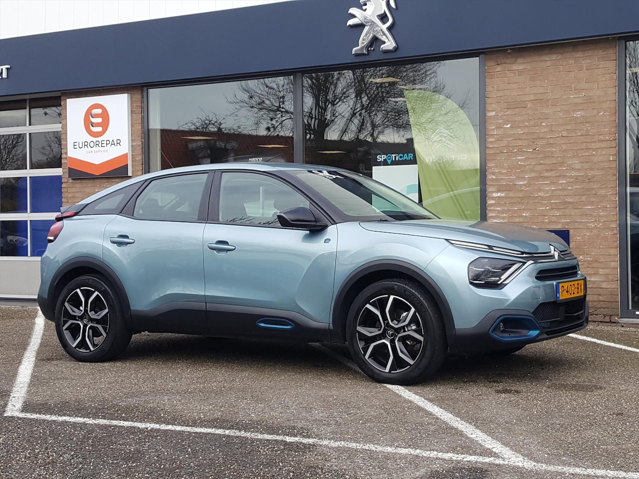 Citroën Ë-C4 - EV 50kWh 136pk 3-Fase Feel Pack Navigatie | Apple Carplay & Android Auto | Achteruitrijcam - AutoWereld.nl