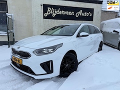Kia Cee'd Sportswagon - Ceed 1.6 GDI PHEV DynamicPlusLine 1e Eigenaar | Org. NL | Camera | Trekhaak