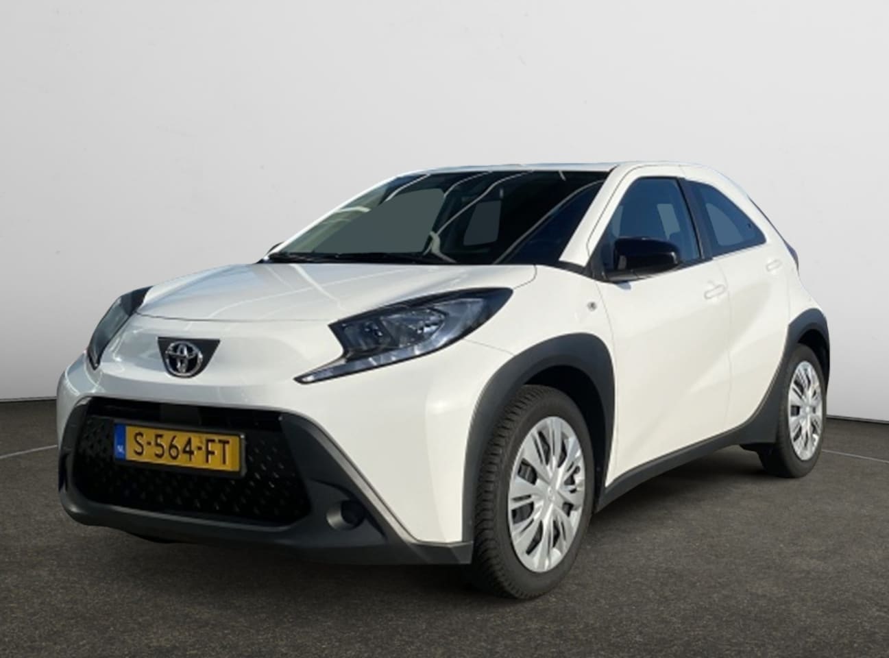 Toyota Aygo X - 1.0 VVT-i MT play 1.0 VVT-i MT Play - AutoWereld.nl
