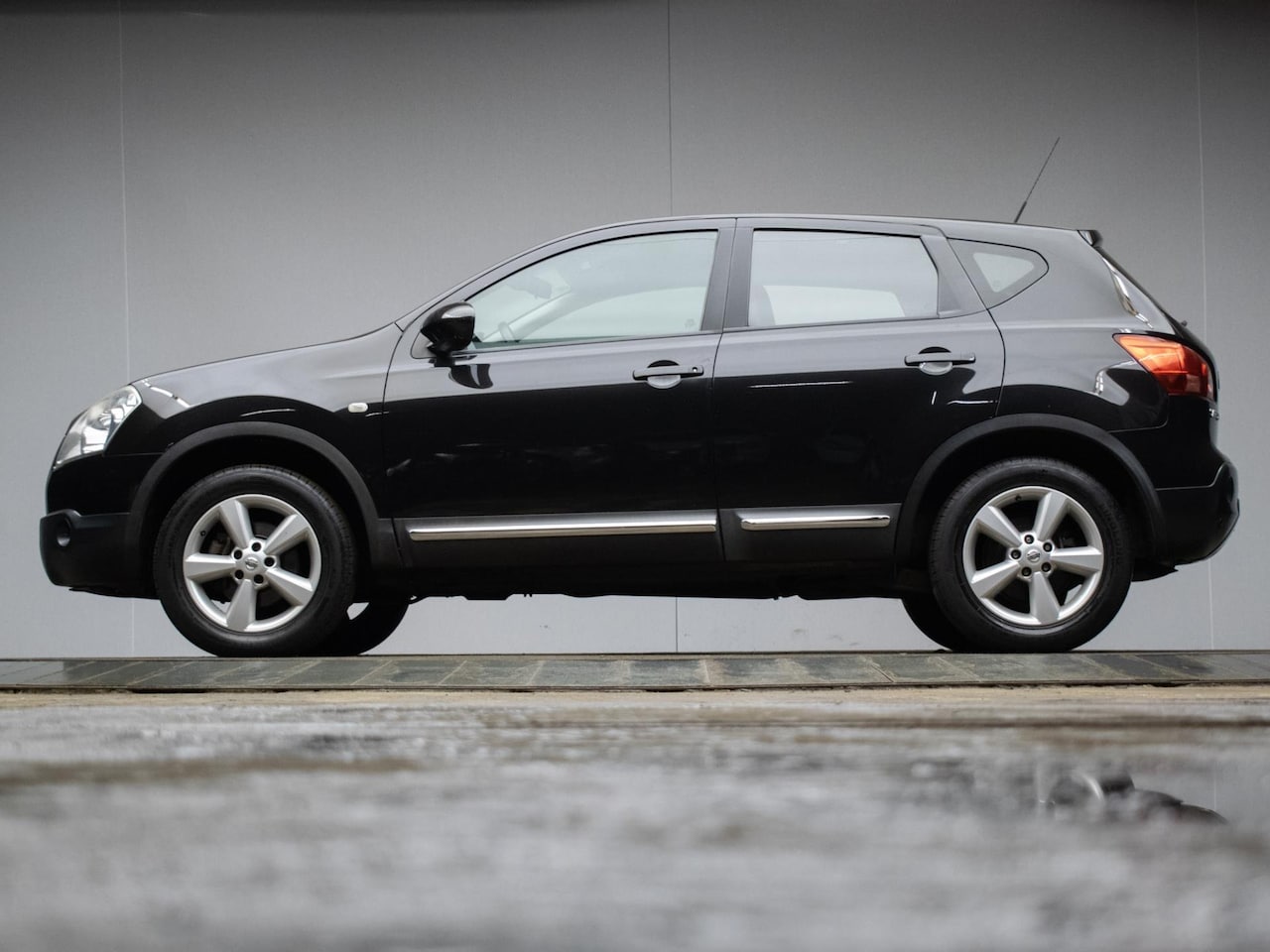 Nissan Qashqai - 1.6 Acenta Sport (CLIMATE,CRUISE,BLUETOOTH,ELEKTRISCH PAKKET,SPORTSTOELEN,LM VELGEN,NETTE - AutoWereld.nl