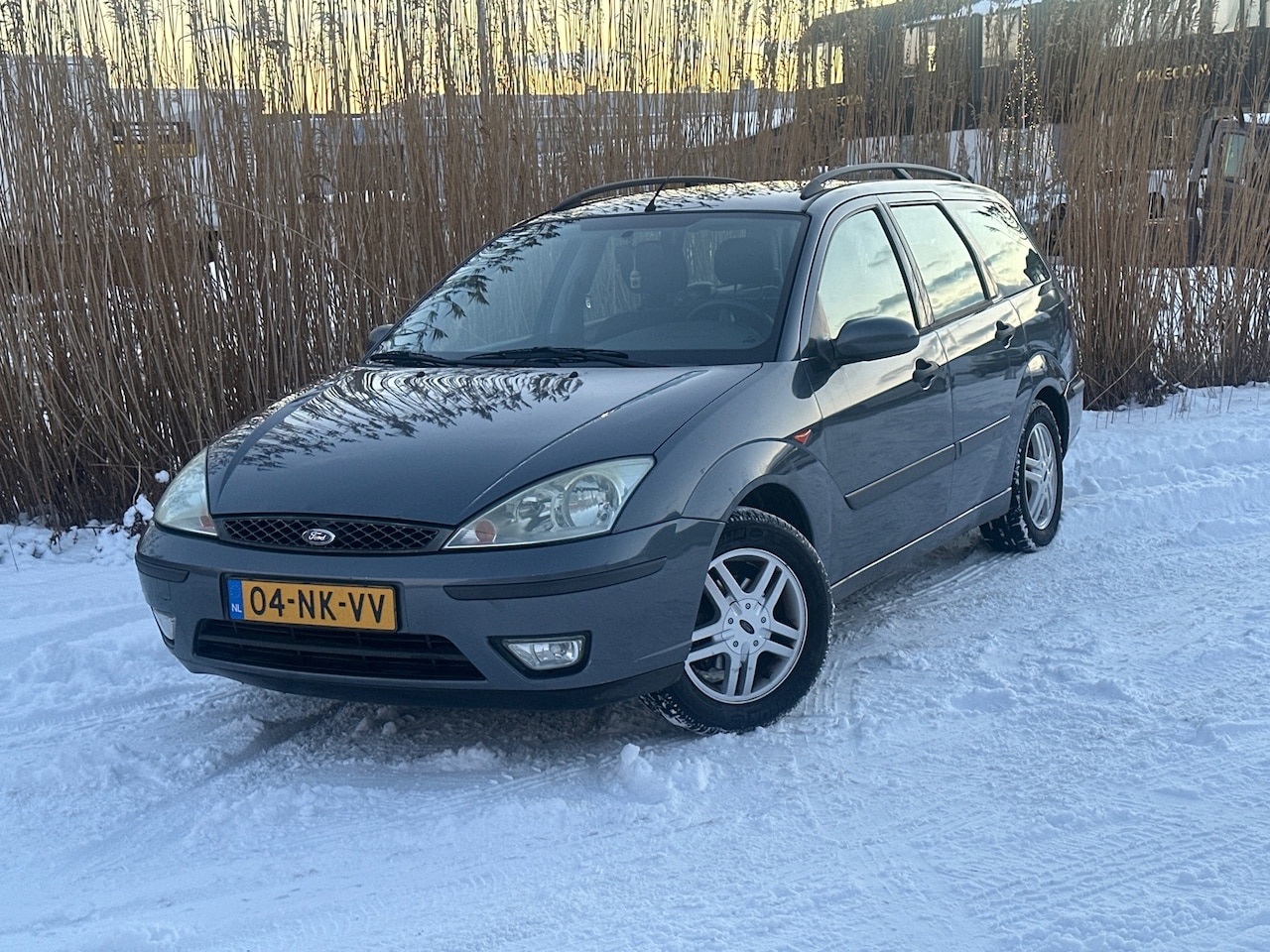Ford Focus Wagon - 1.6-16V Trend Airco - Trekhaak - Nieuw apk - AutoWereld.nl