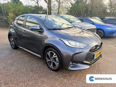 Toyota Yaris - 1.5 Hybrid 115 First Edition 116pk | Achteruitrijcamera | Cruise control adaptief | Extra